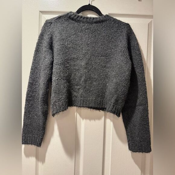 Cozy Gray Sweater - Picture 3 of 3
